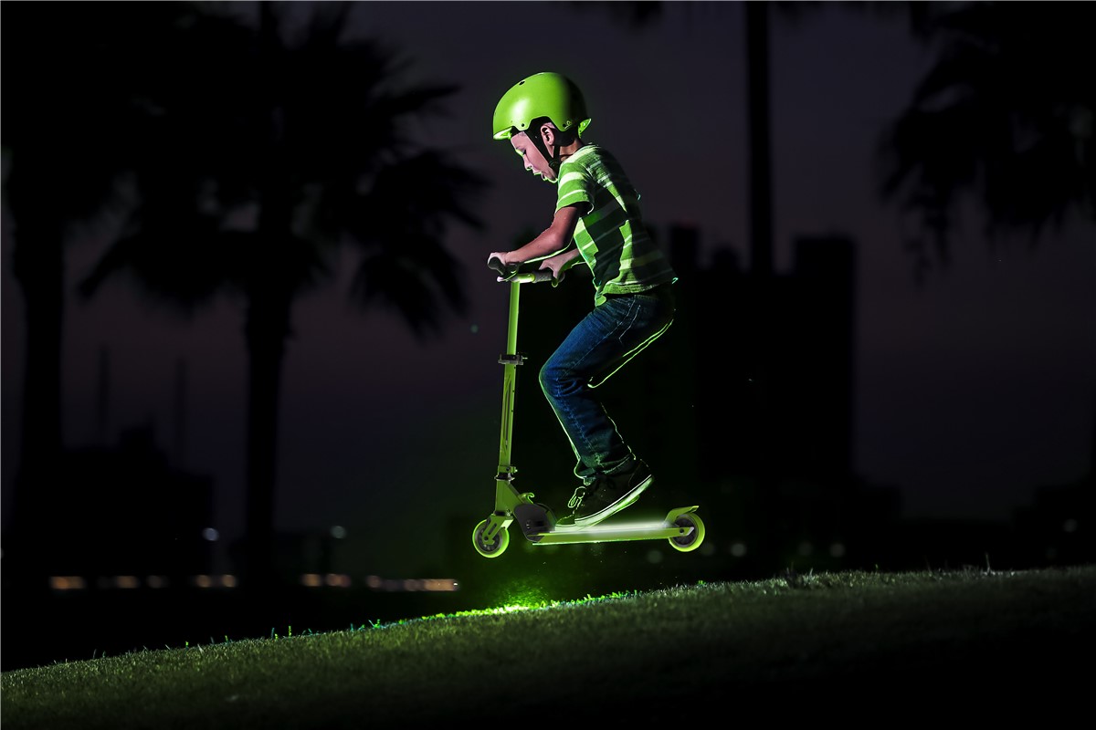 Patinete Neon Dynamo Verde - Imagen 7